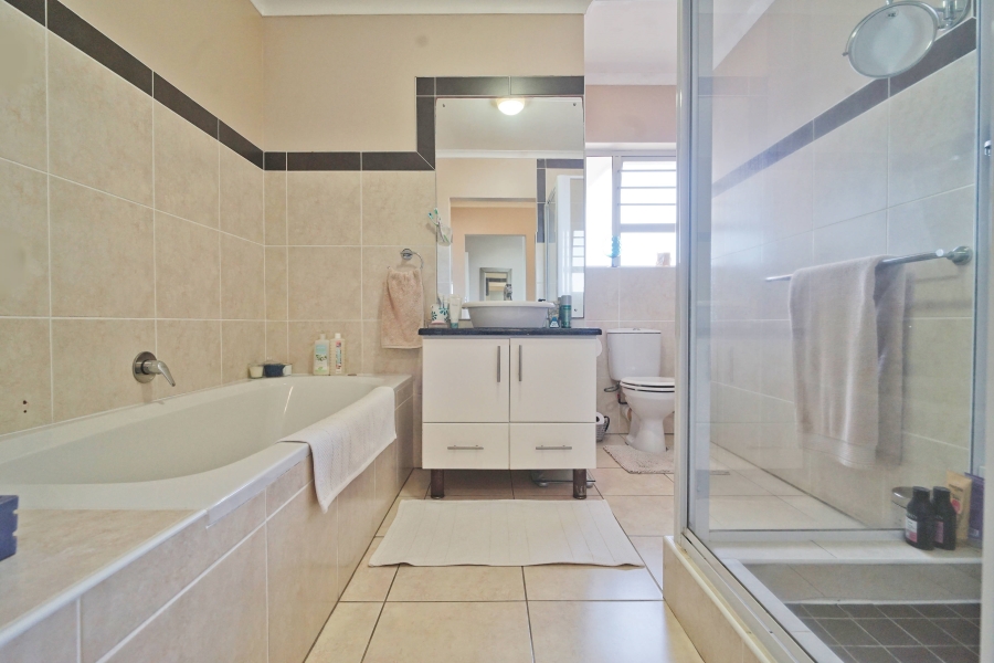 4 Bedroom Property for Sale in Kidds Beach Eastern Cape